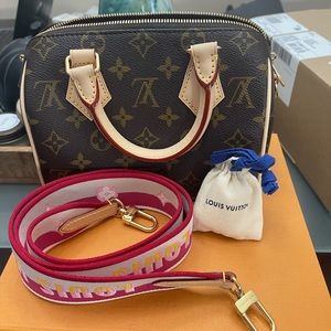 Louis Vuitton Speedy 20 Bandoulier- brand new!
